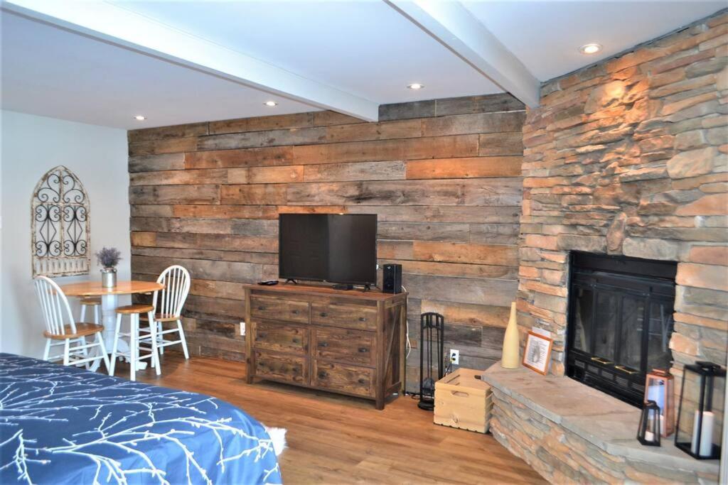 Beautiful Suite With Superb Mountain View. Mont-Tremblant Exterior foto